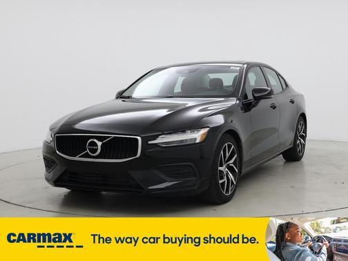 2020 Volvo S60 T5 Momentum