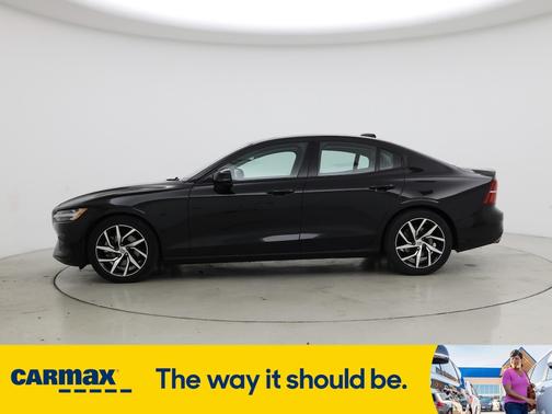 2020 Volvo S60 T5 Momentum