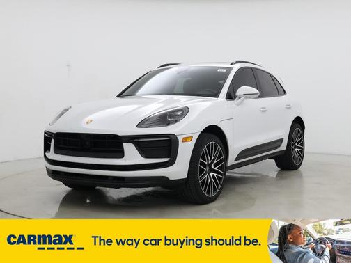 2022 Porsche Macan