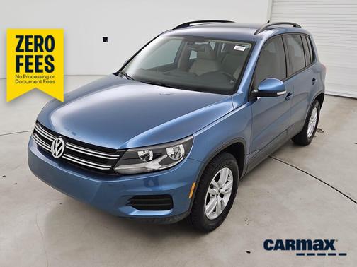 Blue 2017 Volkswagen Tiguan S