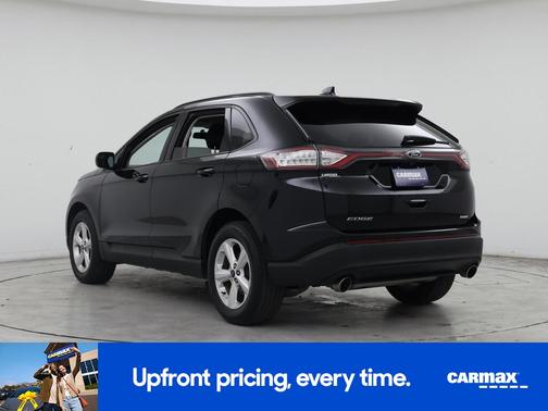 Black 2018 Ford Edge SE