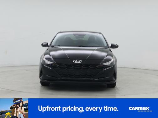 2022 Hyundai ELANTRA SE