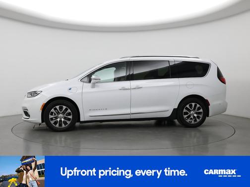 2024 Chrysler Pacifica Hybrid Pinnacle