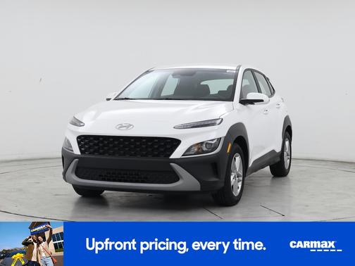 White 2023 Hyundai KONA SE