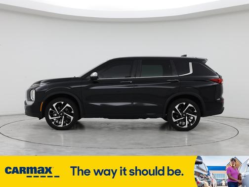 2022 Mitsubishi Outlander ES