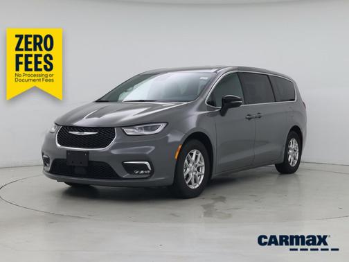 Gray 2025 Chrysler Pacifica Select