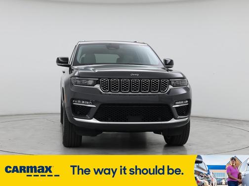 2023 Jeep Grand Cherokee Summit