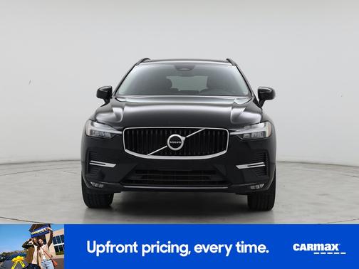 2022 Volvo XC60 B5 Momentum