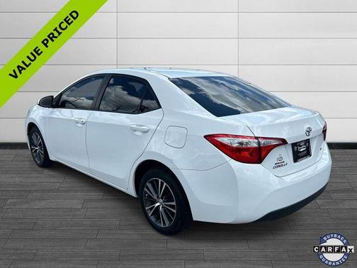 Super White 2016 Toyota Corolla LE Plus