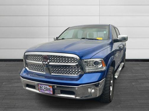 Blue Streak Pearlcoat 2017 RAM 1500 Laramie