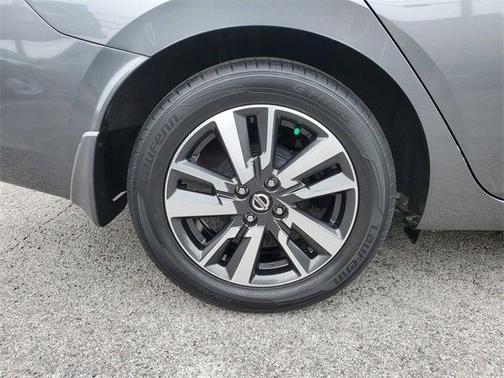 2022 Nissan Versa 1.6 SV