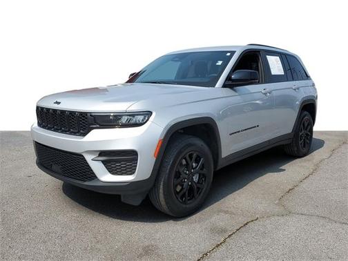 2024 Jeep Grand Cherokee Laredo