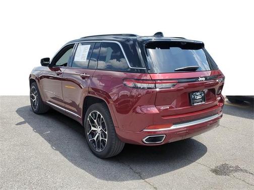 2024 Jeep Grand Cherokee Summit