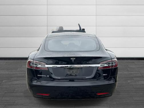 2018 Tesla Model S 75D