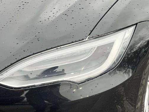 2018 Tesla Model S 75D