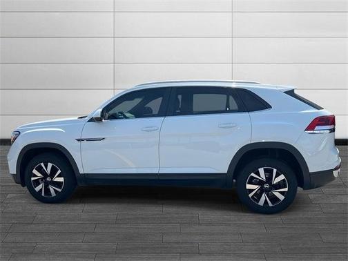 2022 Volkswagen Atlas Cross Sport 2.0T SE