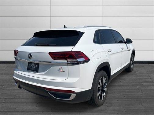 2022 Volkswagen Atlas Cross Sport 2.0T SE