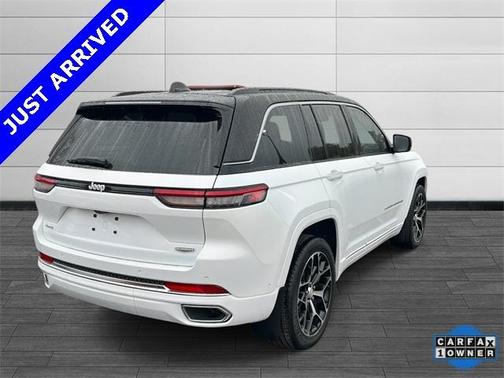 2025 Jeep Grand Cherokee Summit