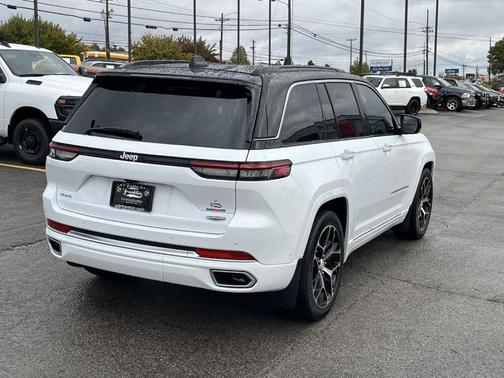 2025 Jeep Grand Cherokee Summit