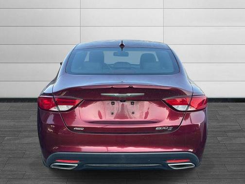 Velvet 2016 Chrysler 200 S