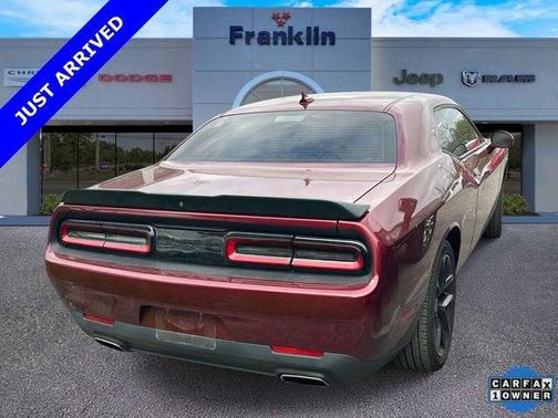 Octane Red Pearlcoat 2021 Dodge Challenger SXT