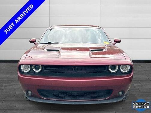 Octane Red Pearlcoat 2021 Dodge Challenger SXT