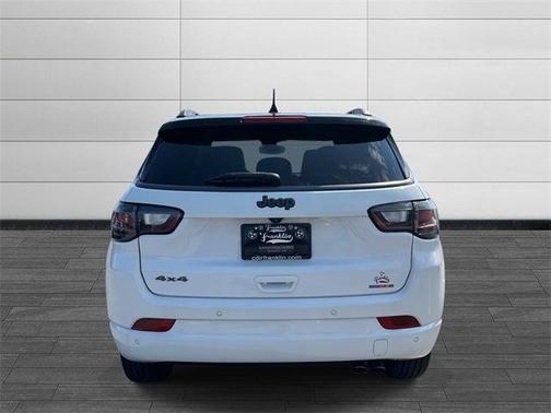 2022 Jeep Compass Altitude