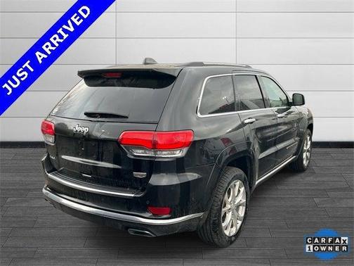 2019 Jeep Grand Cherokee Summit