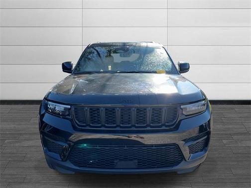 2022 Jeep Grand Cherokee Altitude