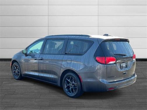 2019 Chrysler Pacifica Touring-L Plus
