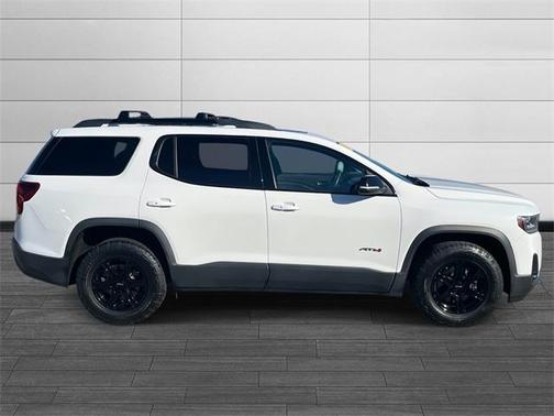 2021 GMC Acadia AT4