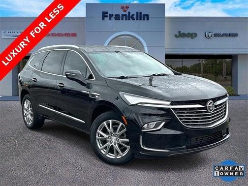 2022 Buick Enclave Essence