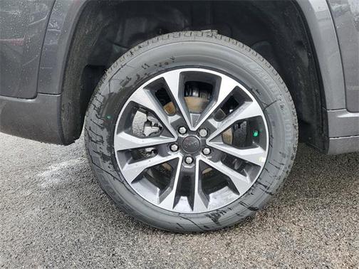 2025 Jeep Grand Cherokee Overland