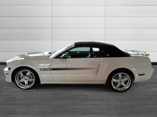 2007 Ford Mustang GT Deluxe