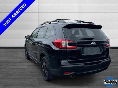 Crystal Black Silica 2025 Subaru Ascent Onyx Edition
