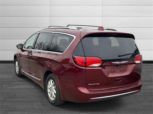 2020 Chrysler Pacifica Touring-L
