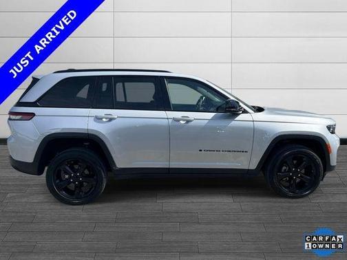 Silver Zynith 2025 Jeep Grand Cherokee Laredo