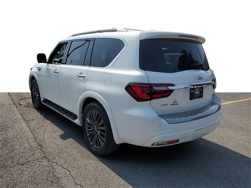 2022 INFINITI QX80 SENSORY