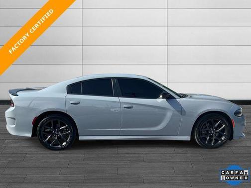 Smoke 2022 Dodge Charger GT