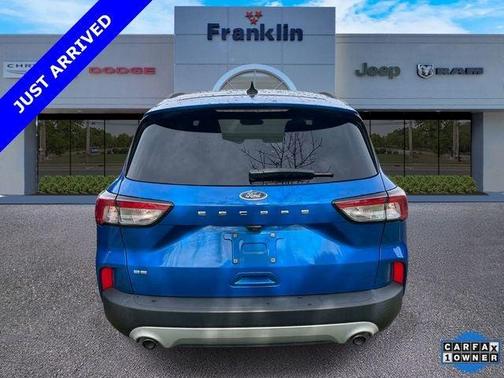 Blue Metallic 2020 Ford Escape SE