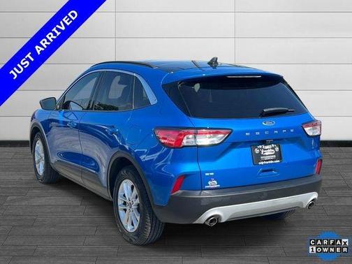 Blue Metallic 2020 Ford Escape SE