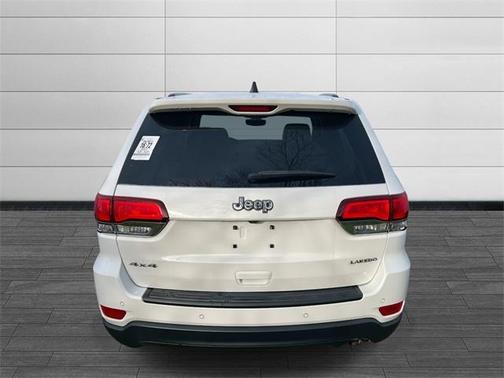 2022 Jeep Grand Cherokee WK Laredo