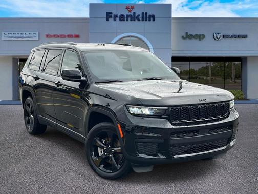 2022 Jeep Grand Cherokee L Laredo