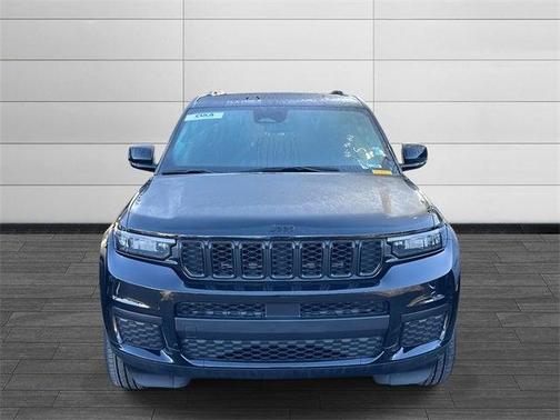 2022 Jeep Grand Cherokee L Laredo