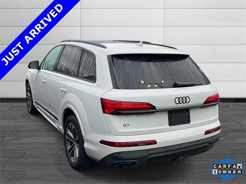 2025 Audi Q7 45 Premium Plus
