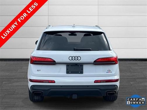2025 Audi Q7 45 Premium Plus