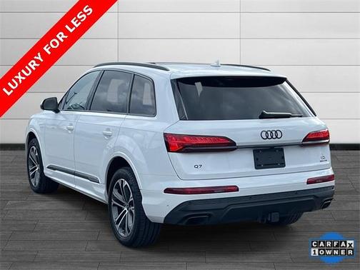 2025 Audi Q7 45 Premium Plus