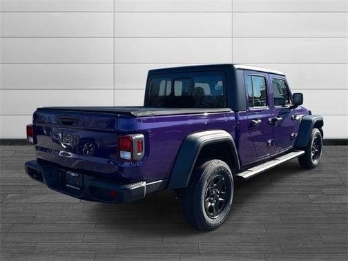 2026 Jeep Gladiator Sport
