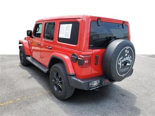 2021 Jeep Wrangler Unlimited Sahara Altitude