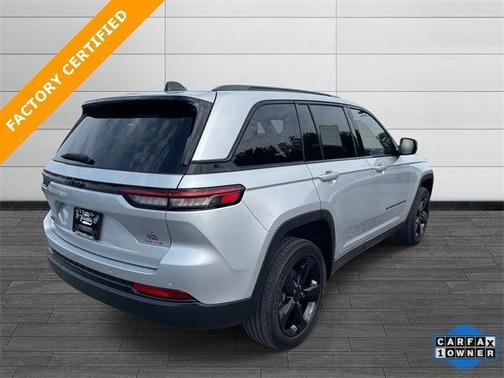 2023 Jeep Grand Cherokee Altitude